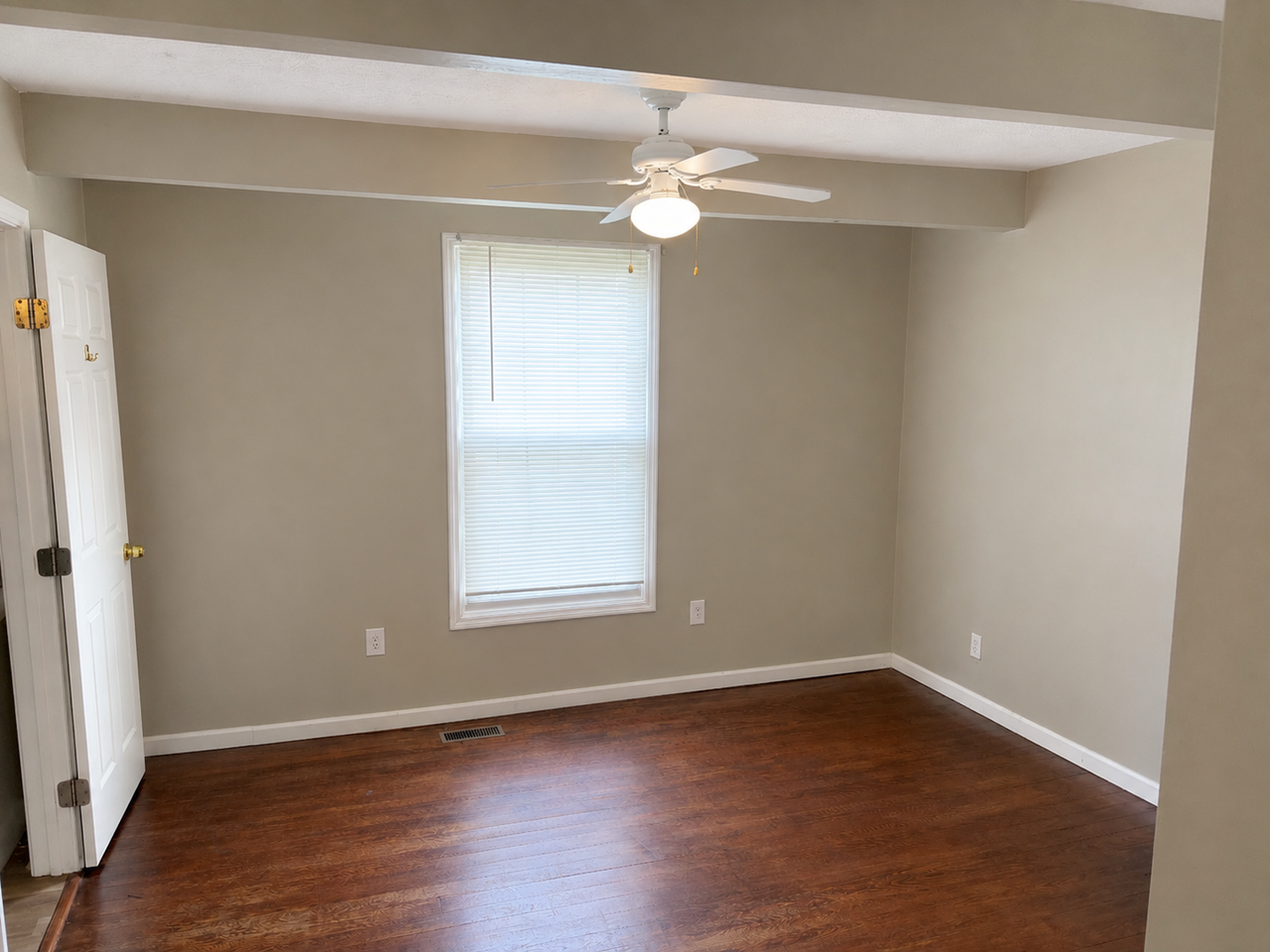 640 Golfview Dr - Photo 7 of 14