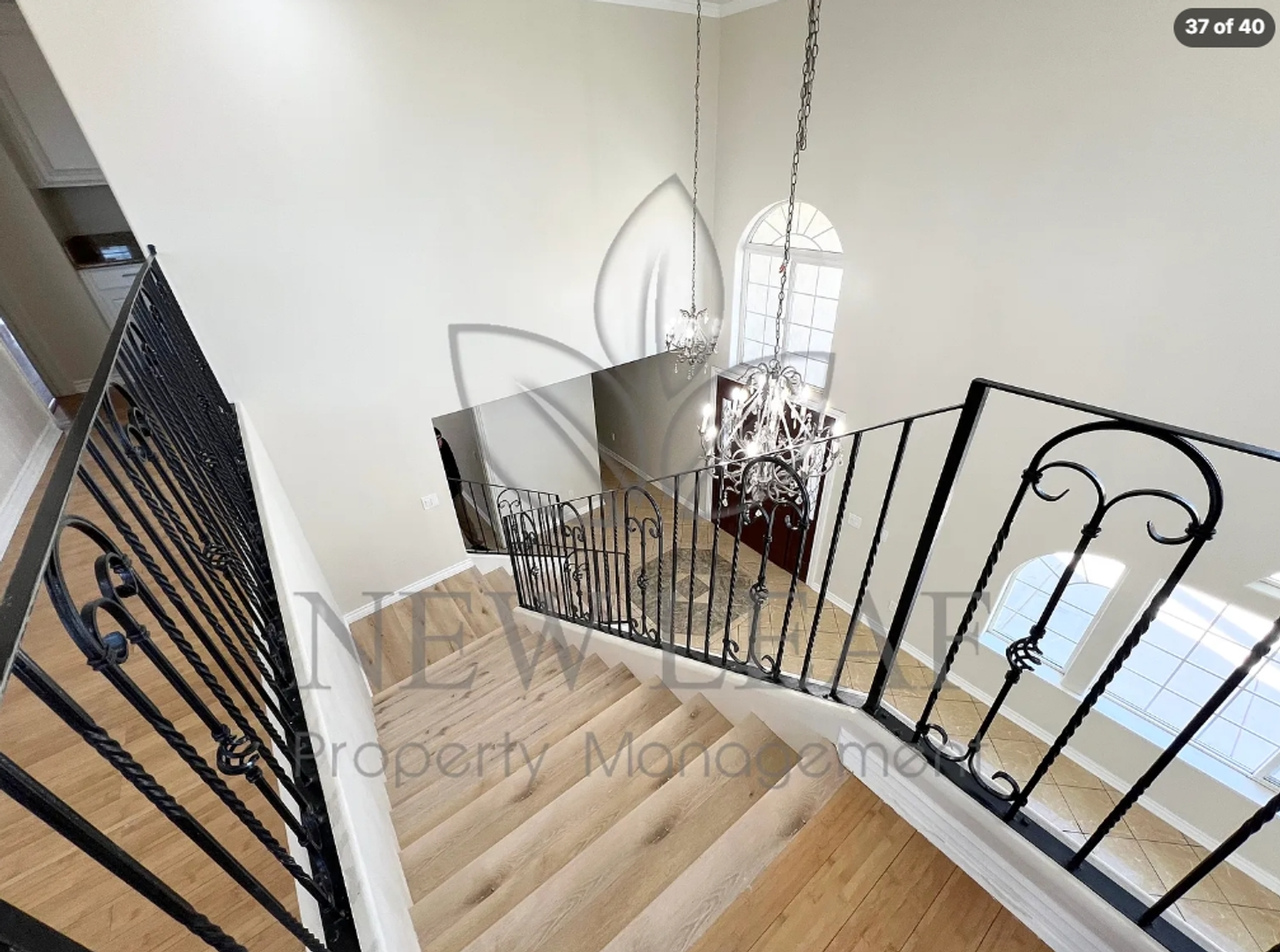 21468 Chimayo Rd - Photo 5 of 38