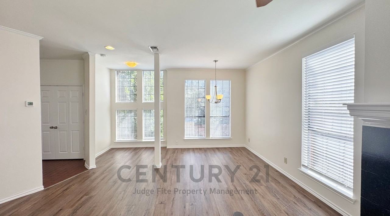 4141 Hyer St #D - Photo 4 of 19