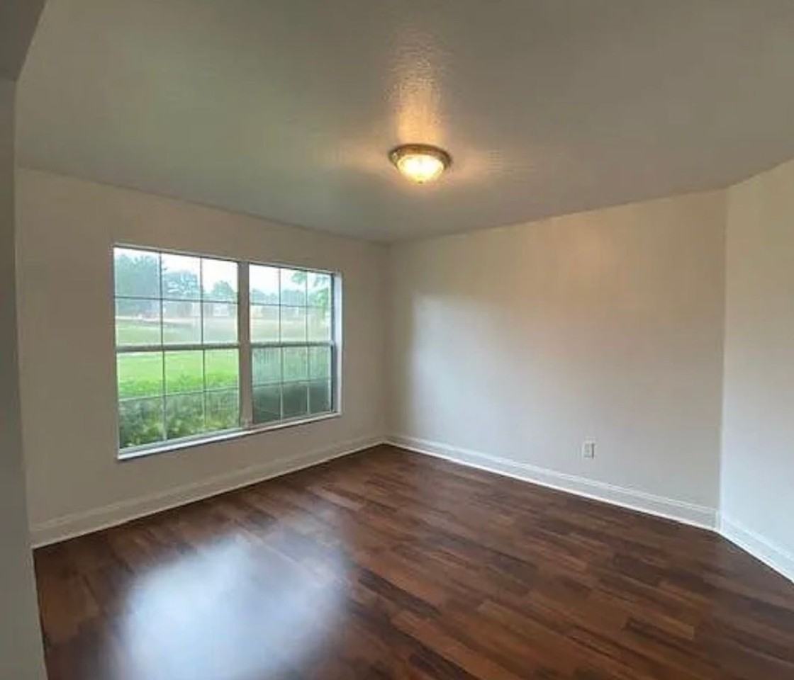 11484 Sw 51st Cir - Photo 2 of 7