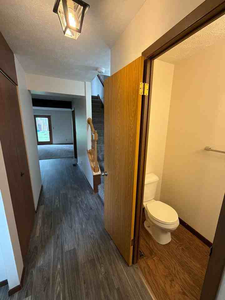 4620 Grassridge Rd - Photo 7 of 18