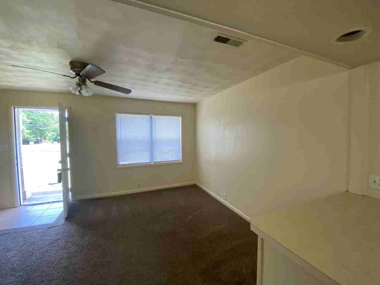 1401 Broadmoor Rd - Photo 3 of 6