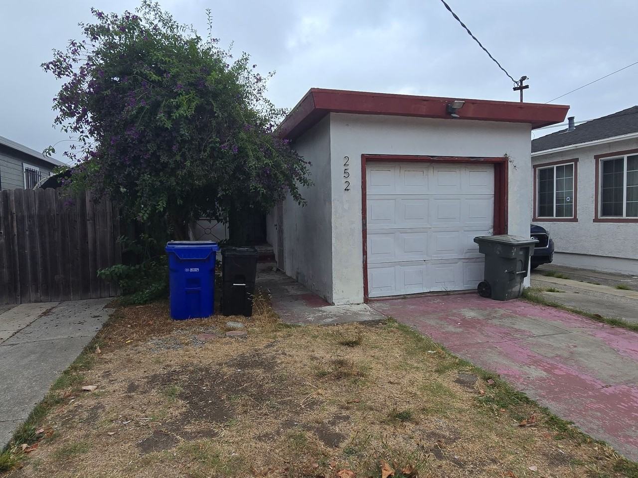 252 S 20th St - Photo 2 of 2