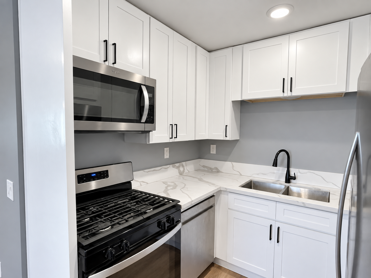 3815 Newton Ave - Photo 3 of 12