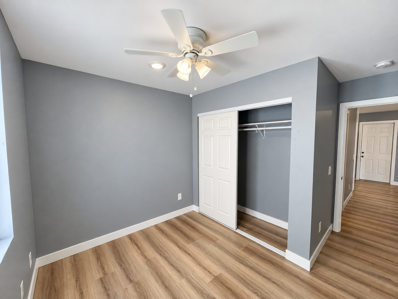 3815 Newton Ave - Photo 7 of 12