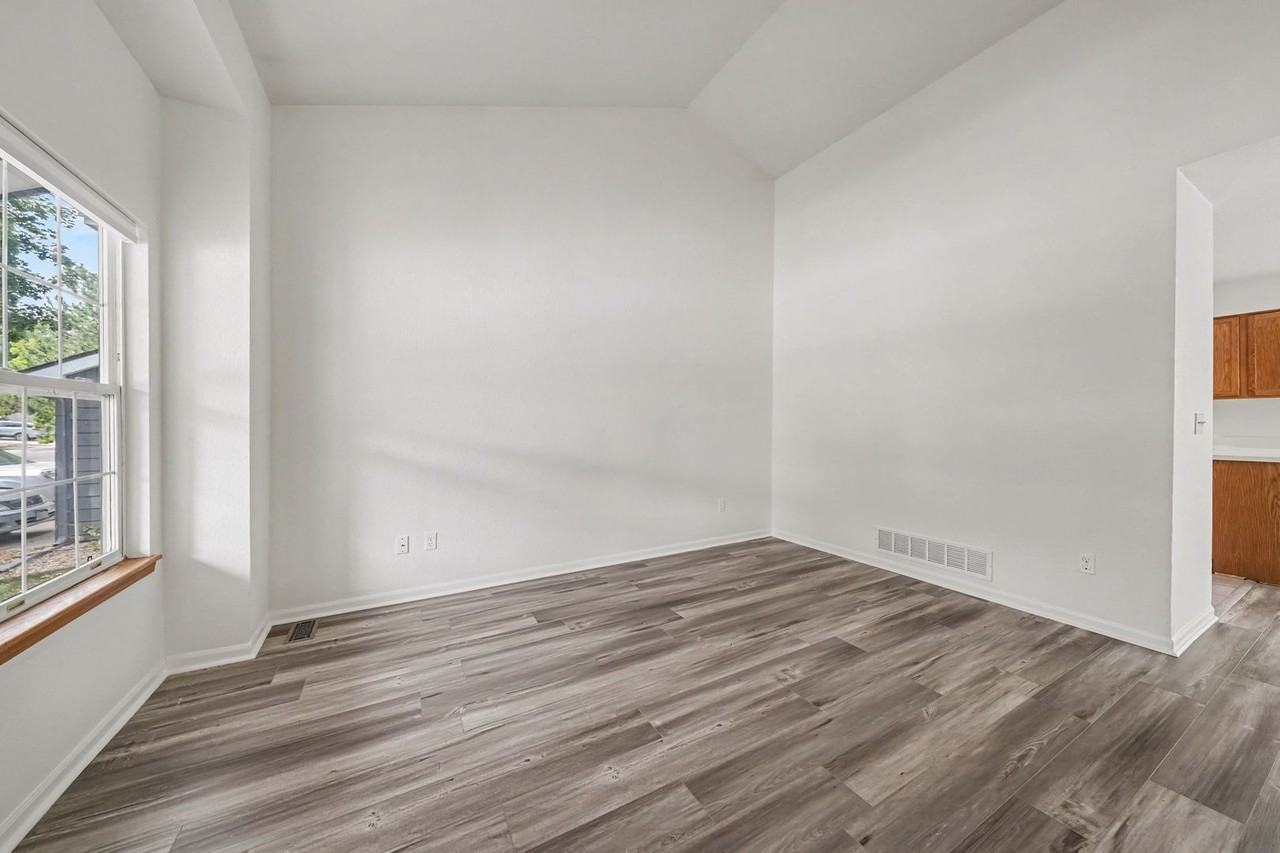 2224 Water Blossom Ln - Photo 5 of 22