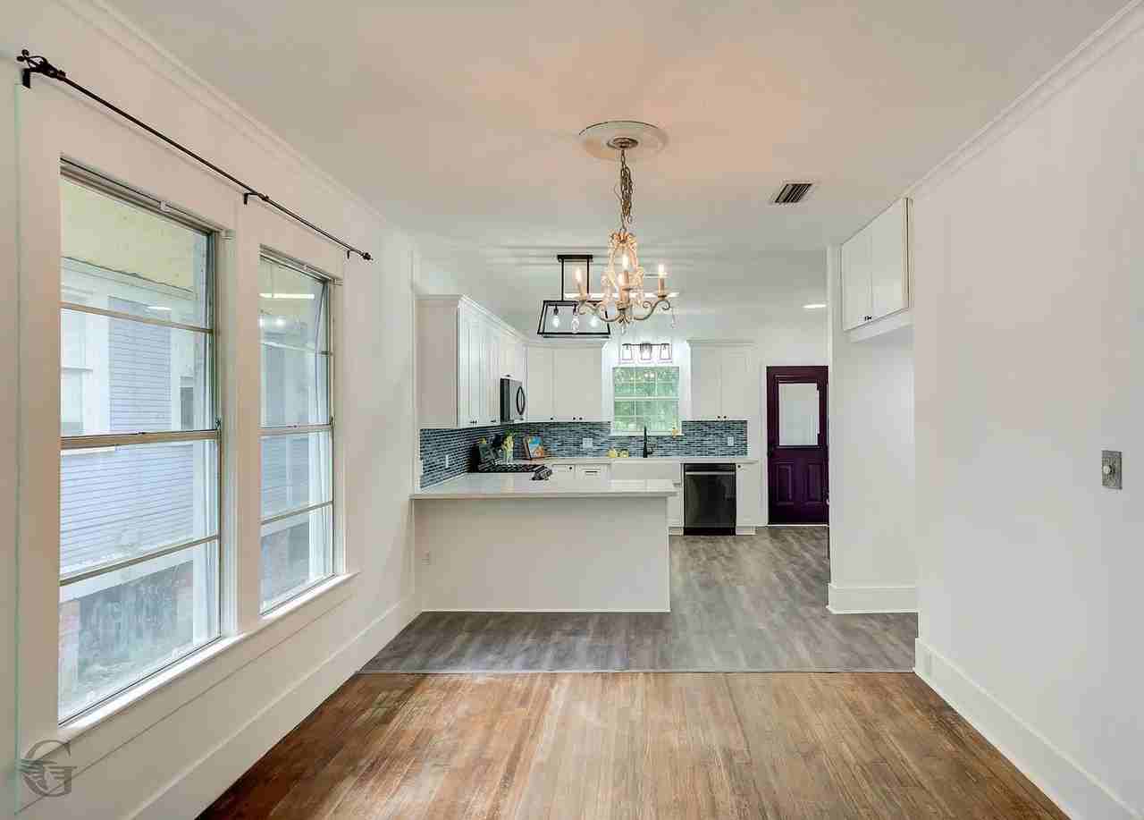 859 Linden St - Photo 4 of 21
