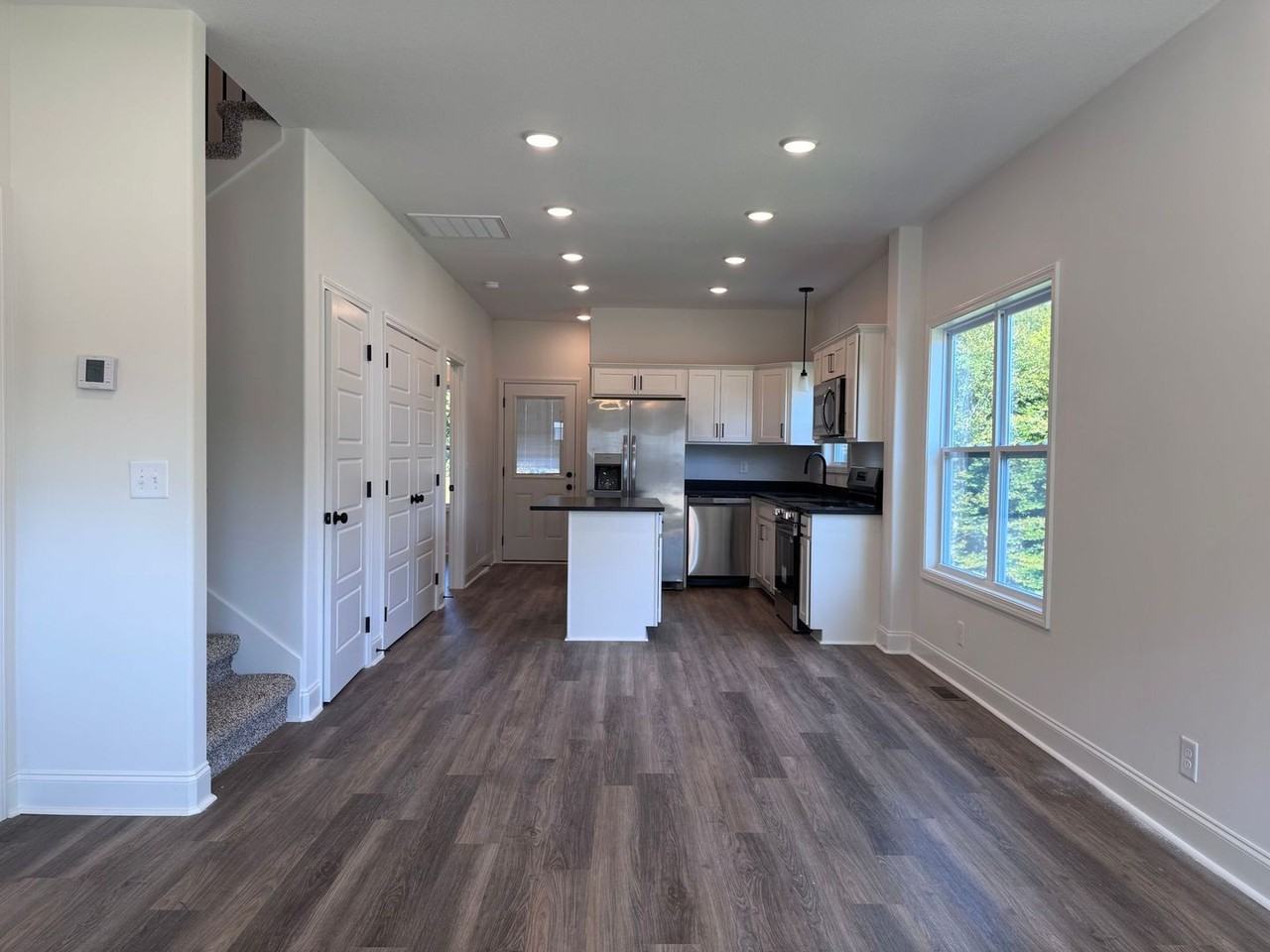 214 Wayne Hall Rd - Photo 5 of 32