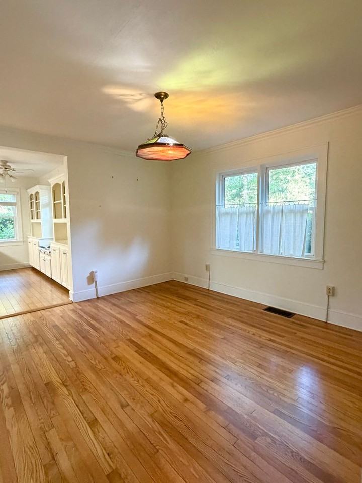 832 Sand Hill Rd - Photo 6 of 29