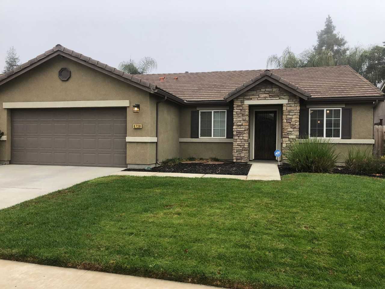 4738 W Rialto Ave - Photo 4 of 30