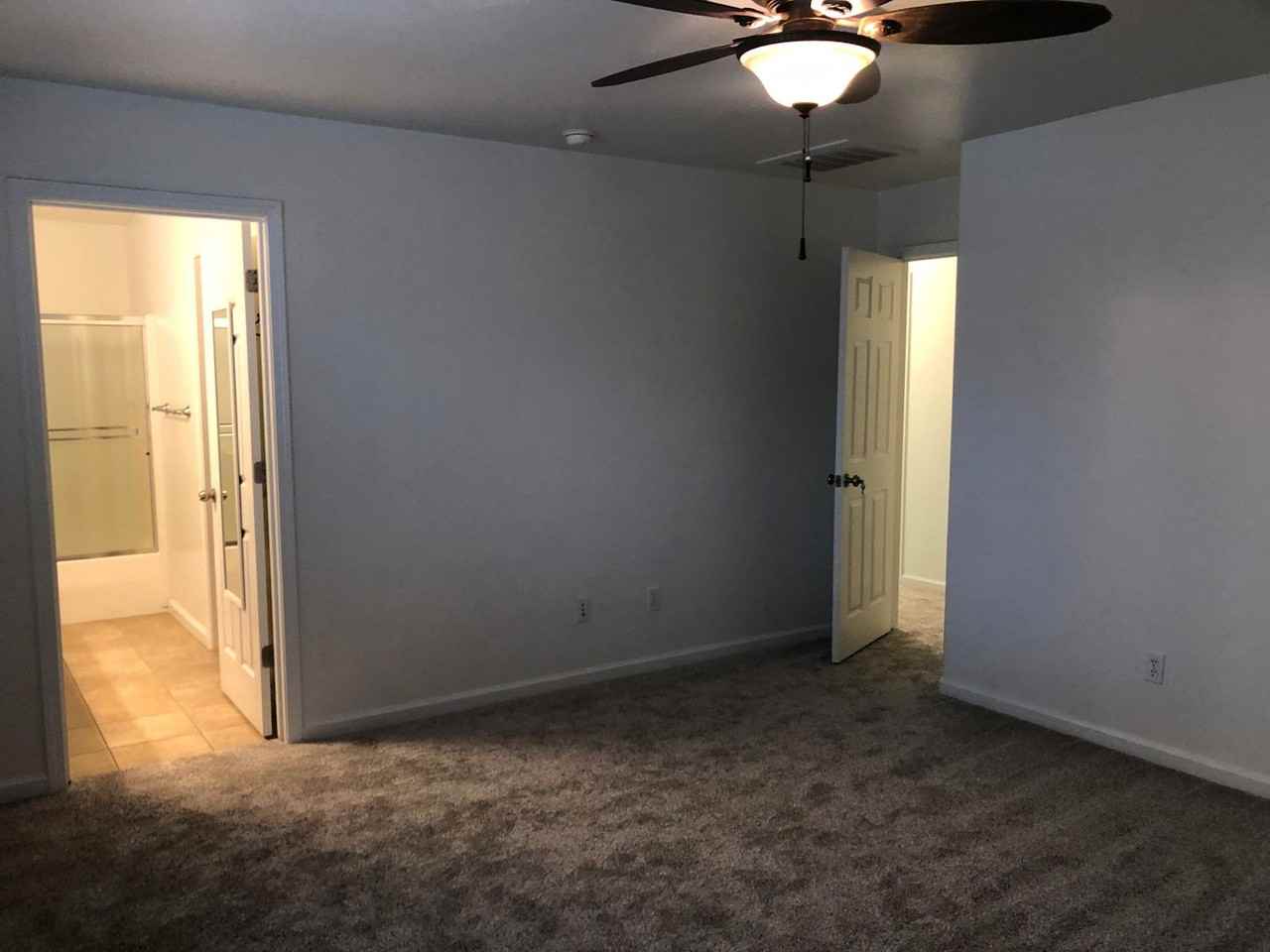 4738 W Rialto Ave - Photo 6 of 30