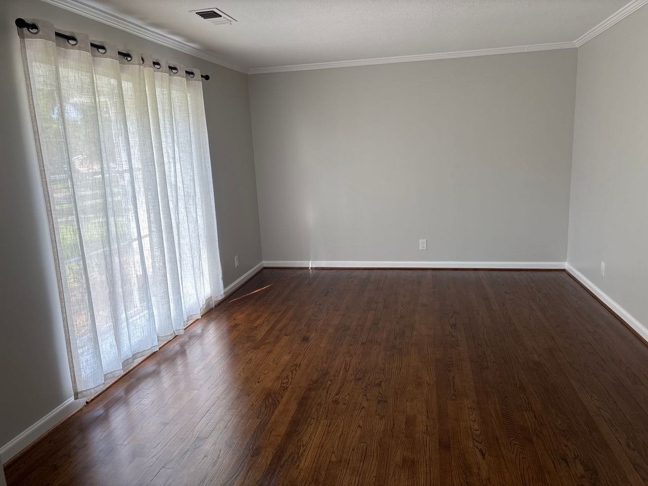 3321 Ridgefield Dr - Photo 5 of 46