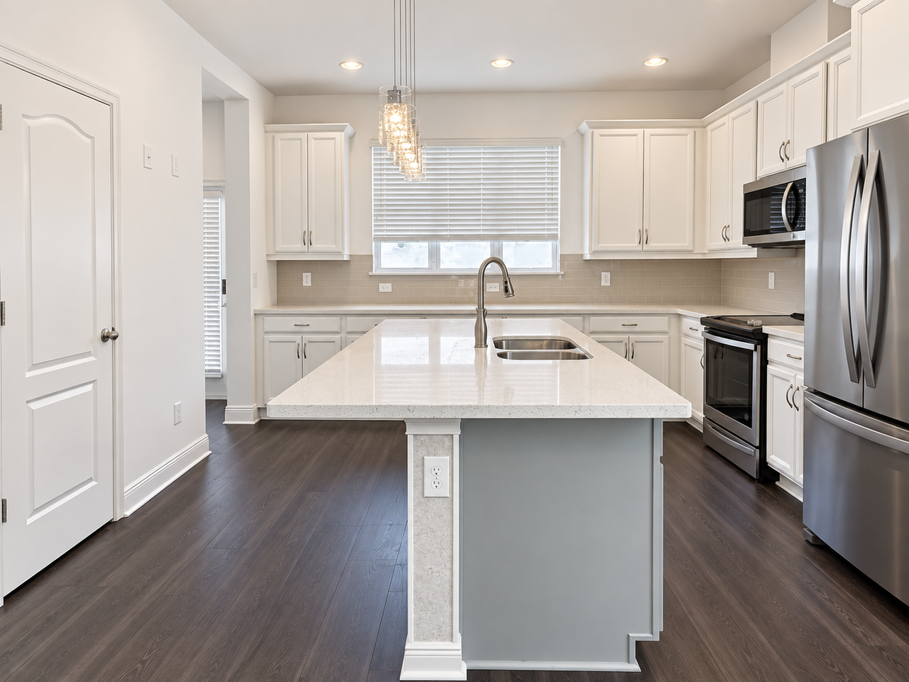 6603 Calamondin Dr - Photo 5 of 26