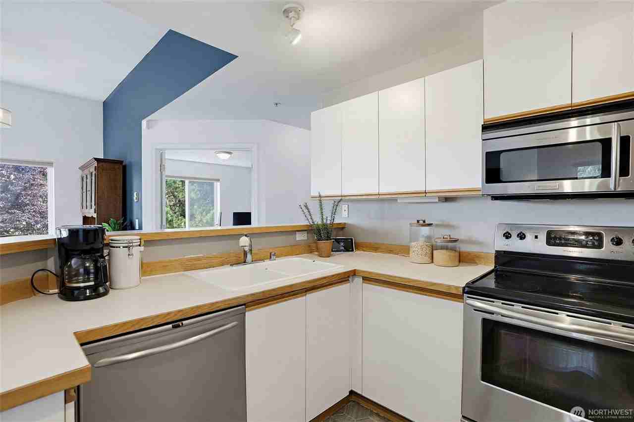 22122 41st Ave S #301 - Photo 7 of 19