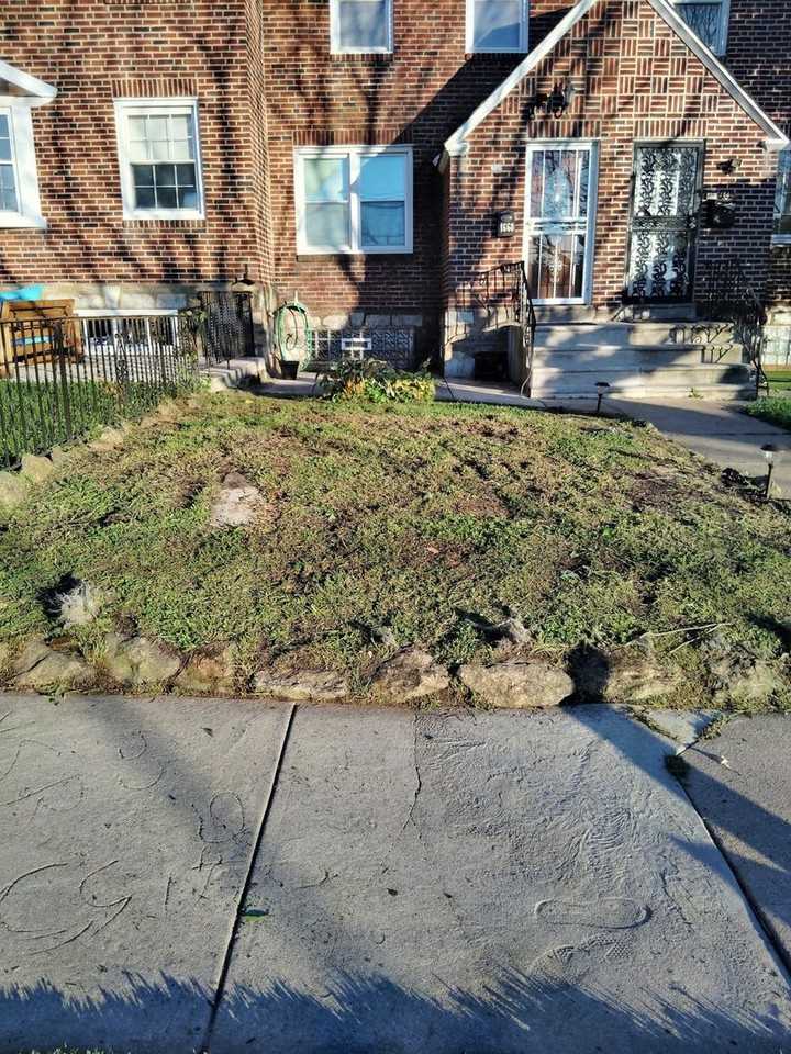 1668 E Walnut Ln - Photo 2 of 34