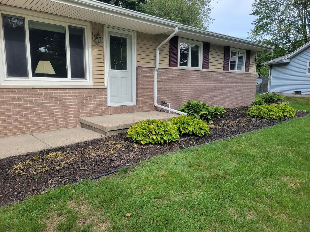 2901 Darby Ct - Photo 2 of 50