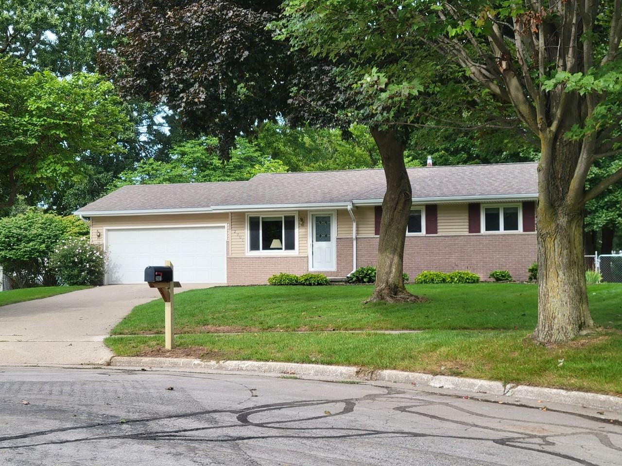2901 Darby Ct - Photo 6 of 50