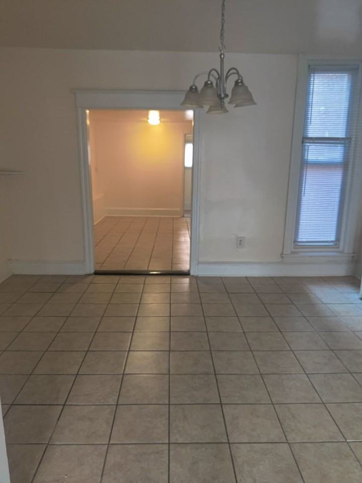 232 N 59th St - Photo 3 of 10