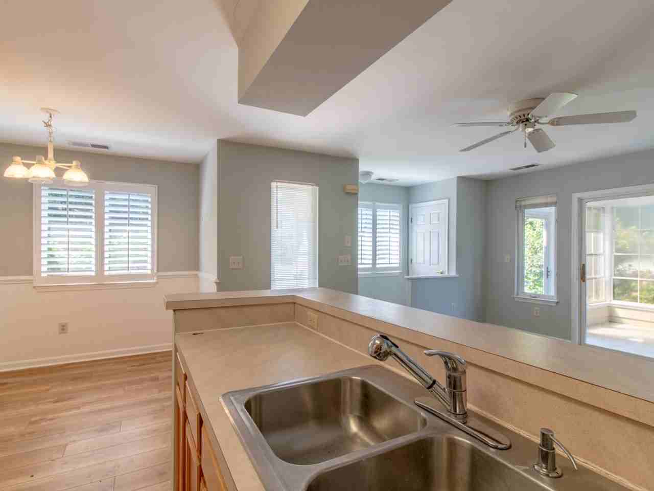 159 Lakeside Dr - Photo 3 of 21