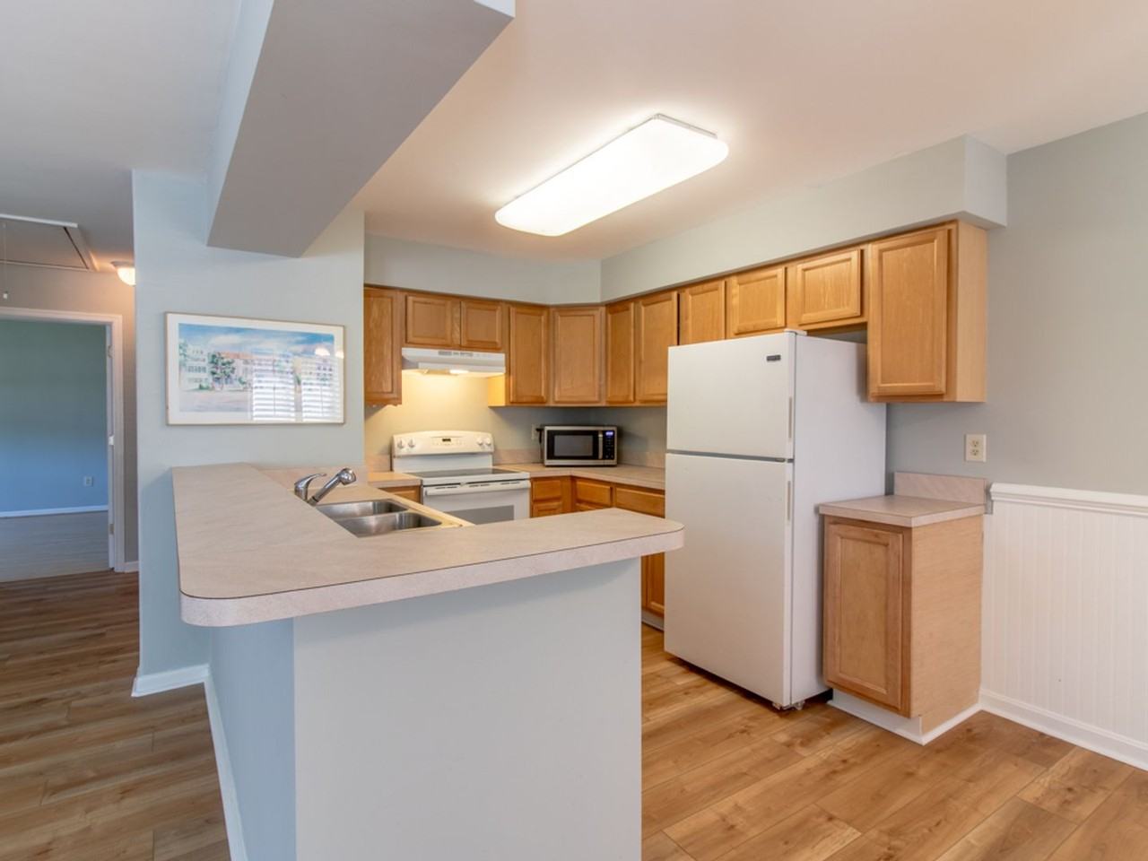 159 Lakeside Dr - Photo 4 of 21