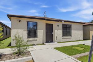 featured image of 1533 E 12th St