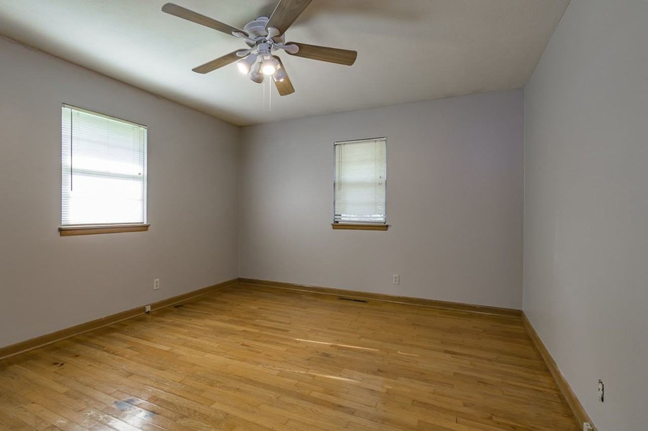 843 S Link Ave - Photo 7 of 10