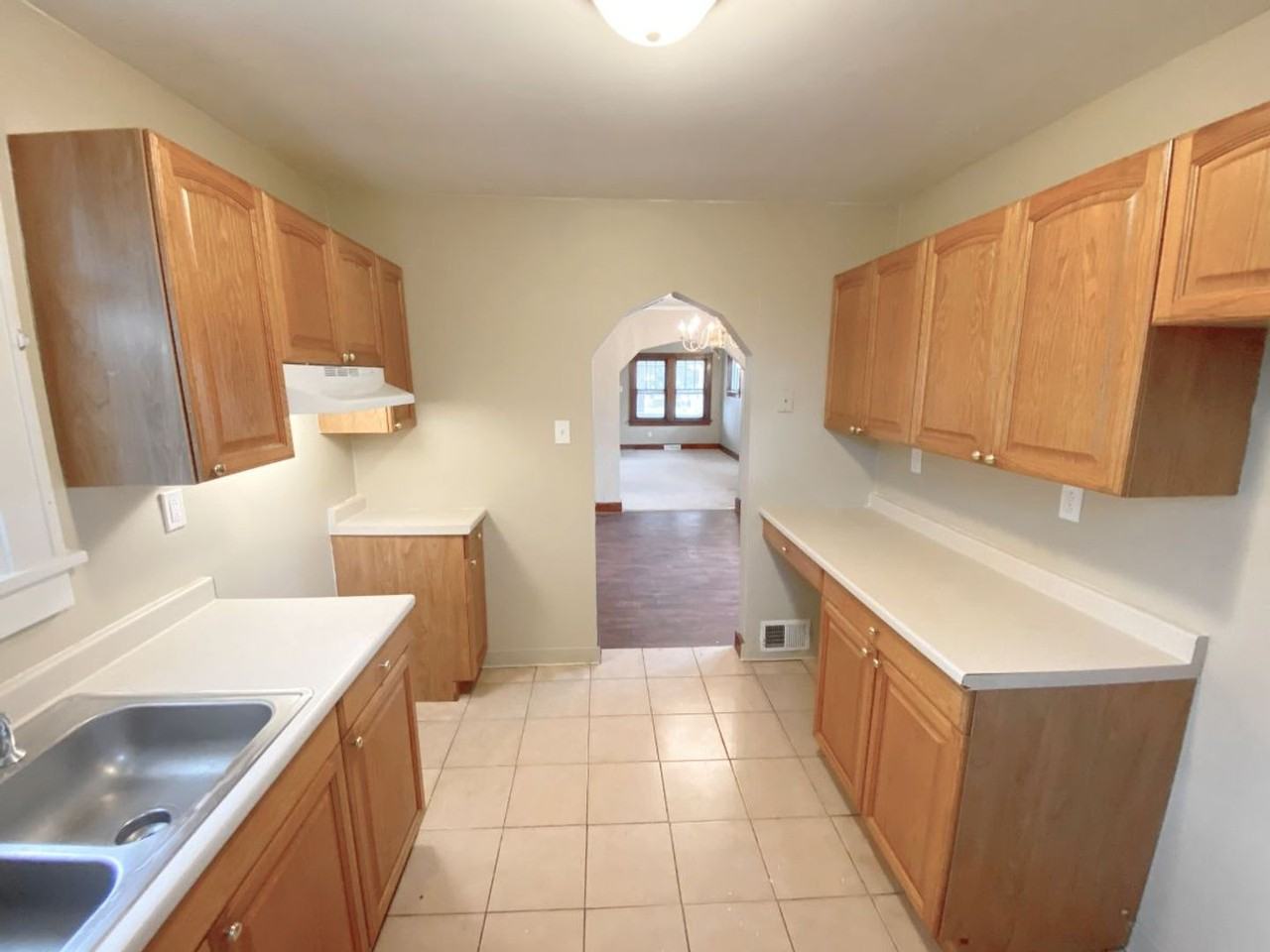 3716 State St - Photo 7 of 16