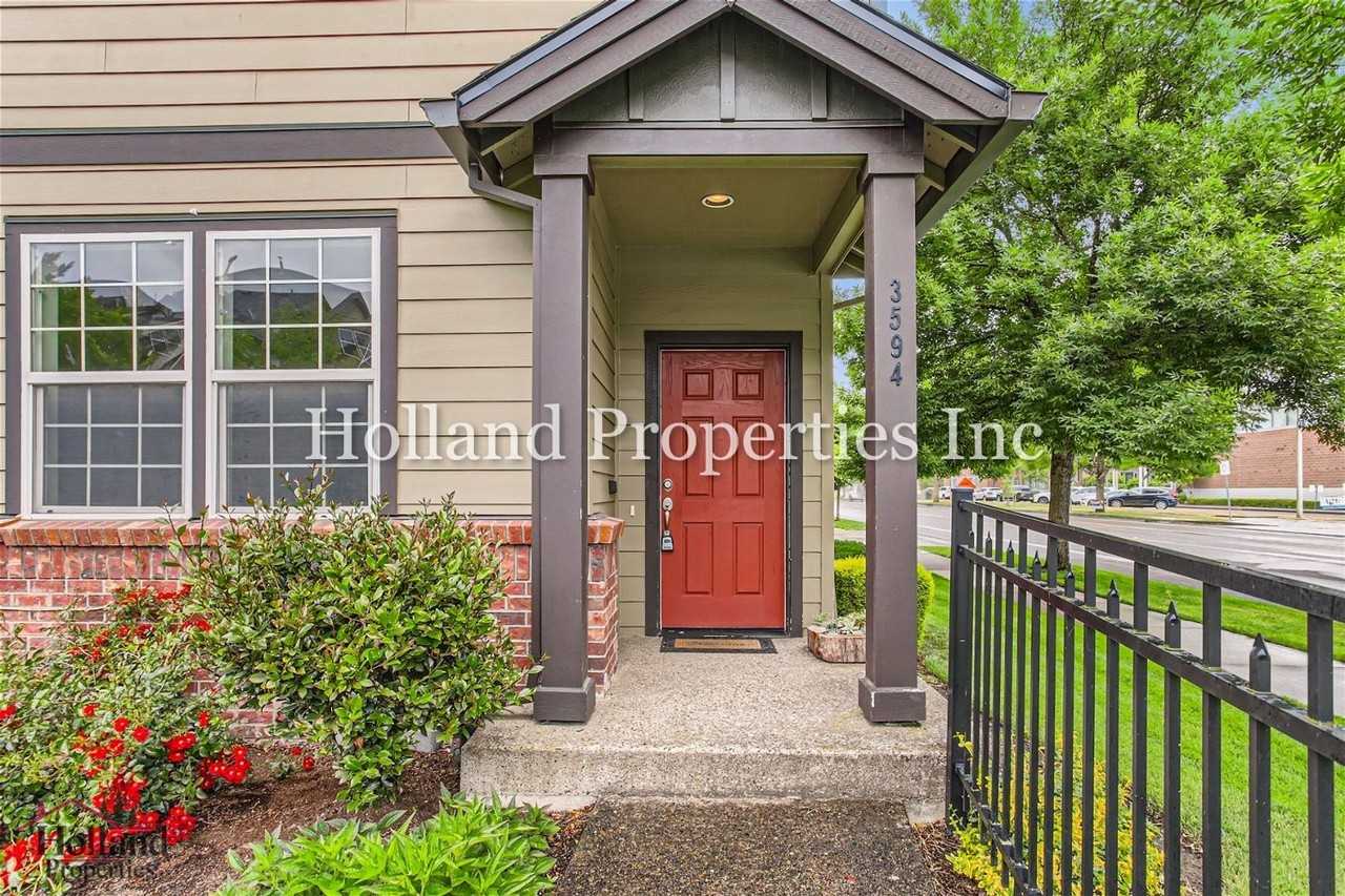 3594 Se Ironwood Ave - Photo 3 of 28