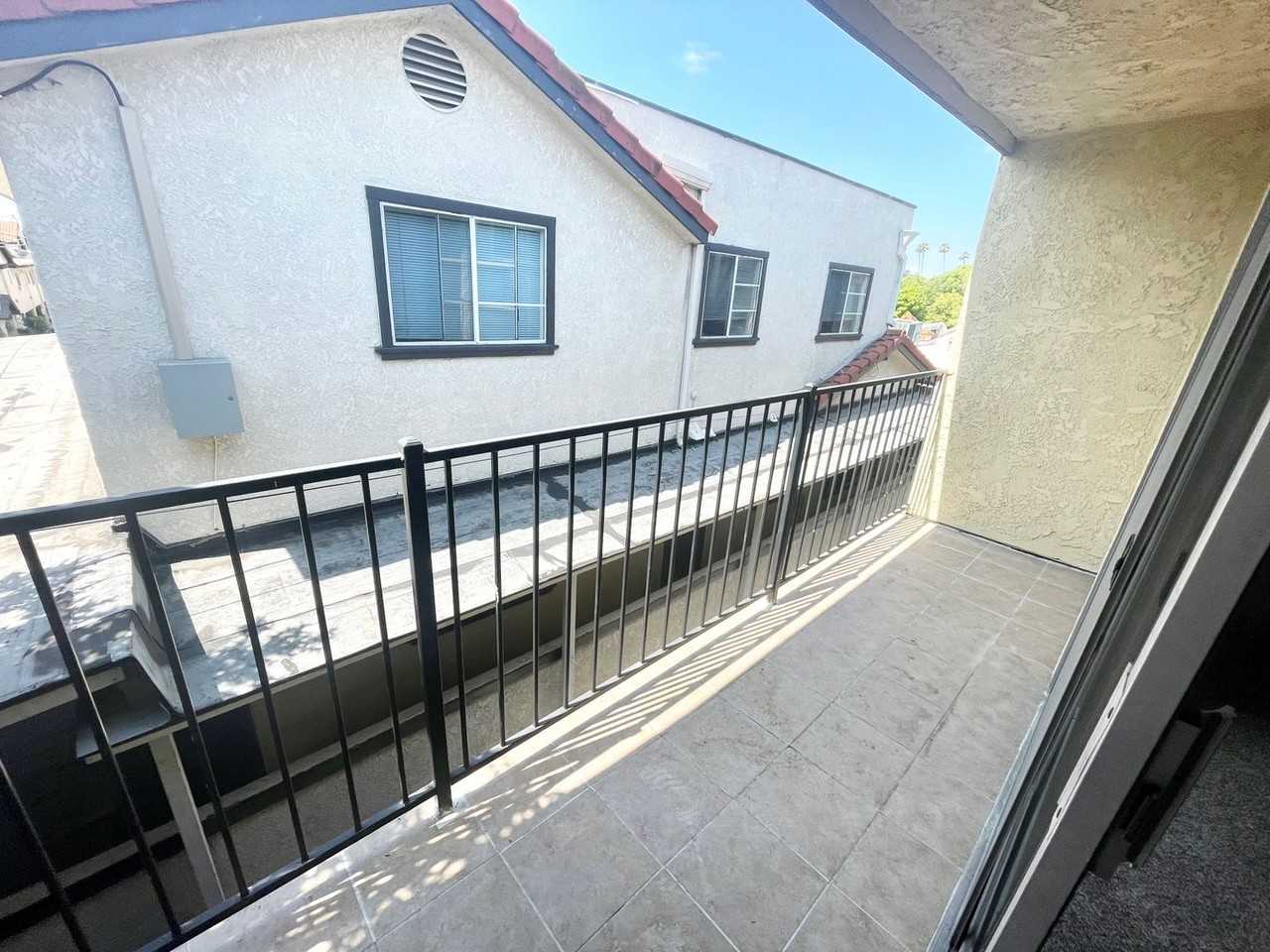 204 La France Ave #5 - Photo 6 of 38