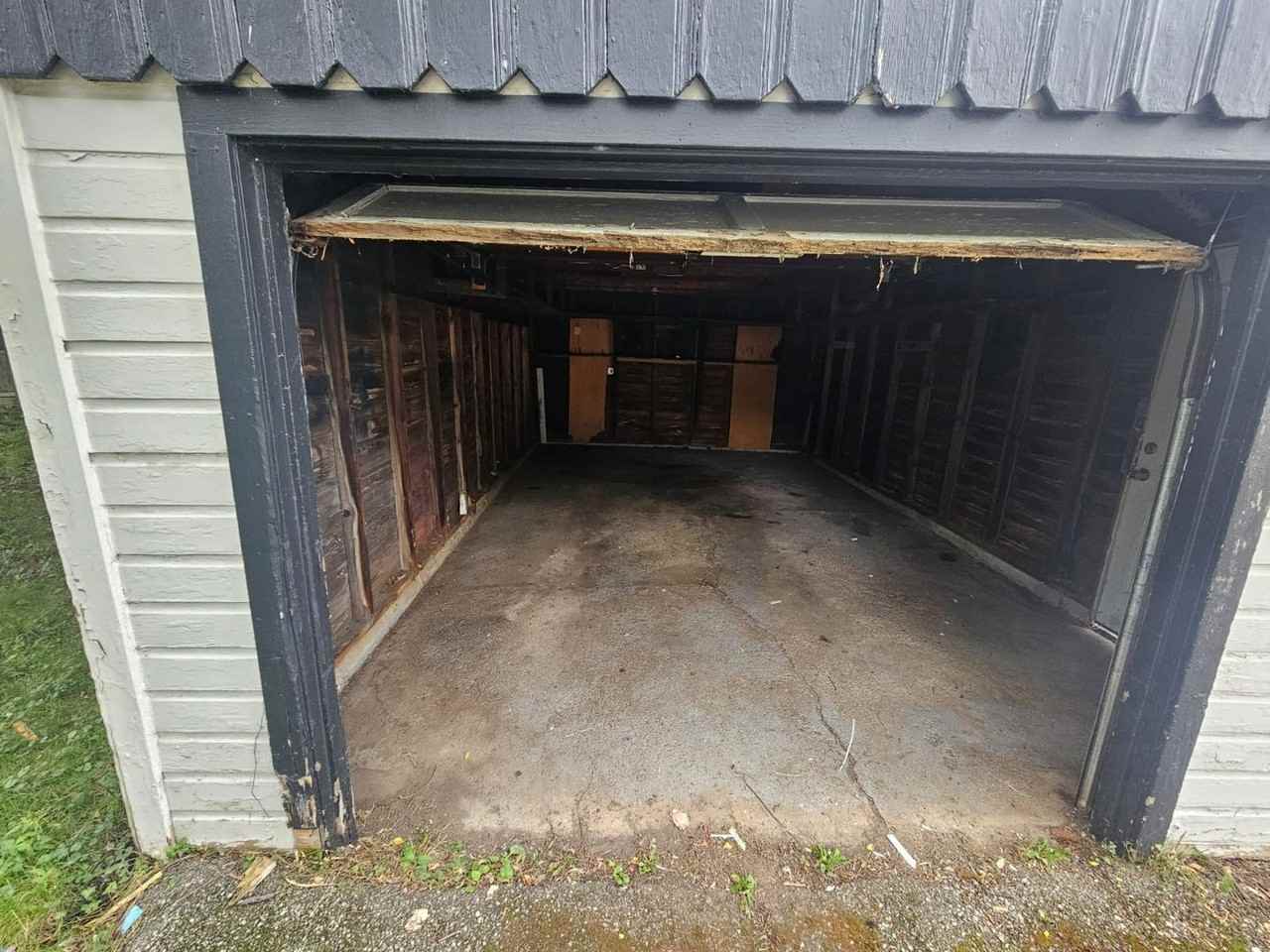 18701 Maple Heights Blvd - Photo 4 of 18