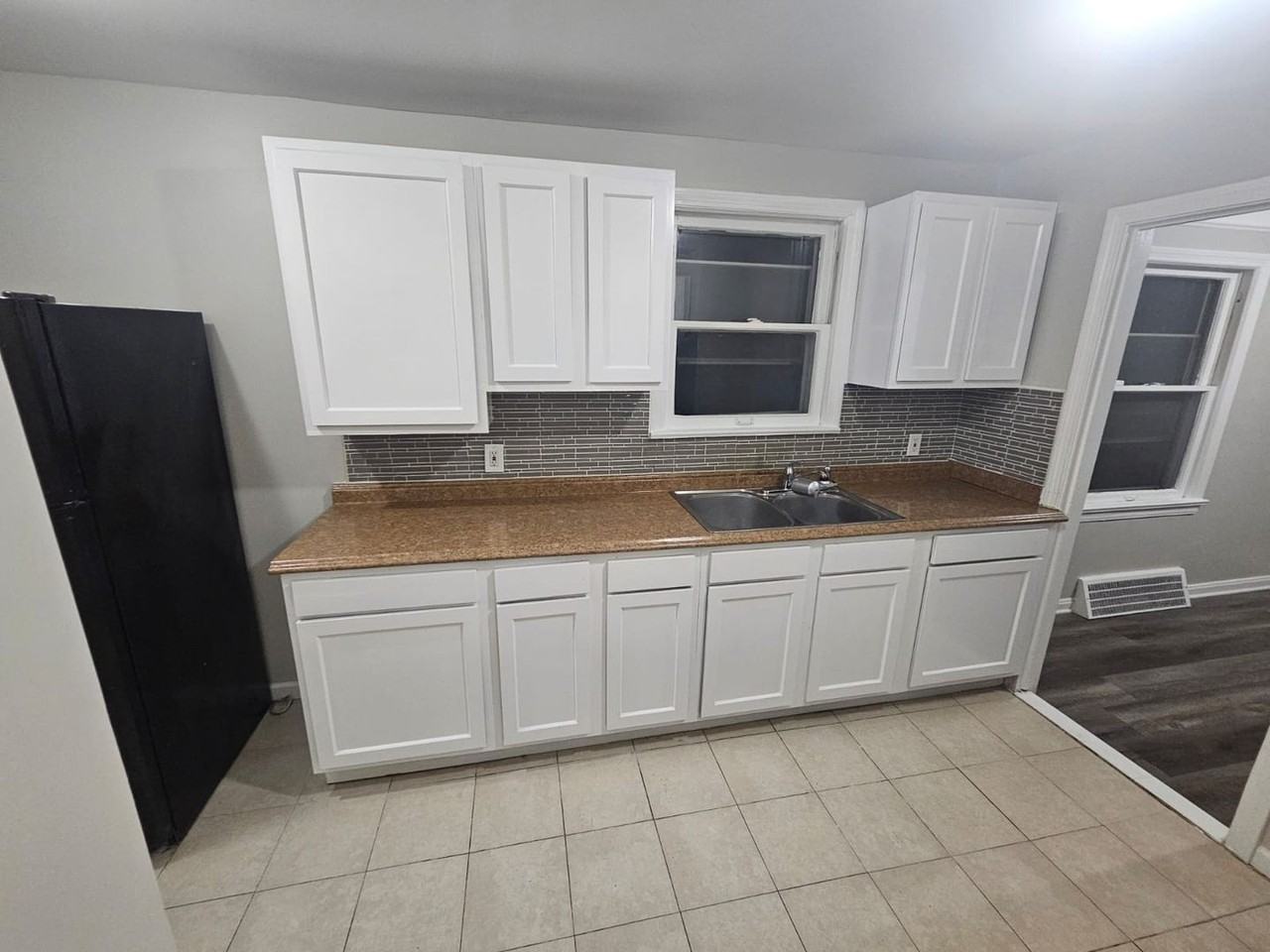 18701 Maple Heights Blvd - Photo 6 of 18