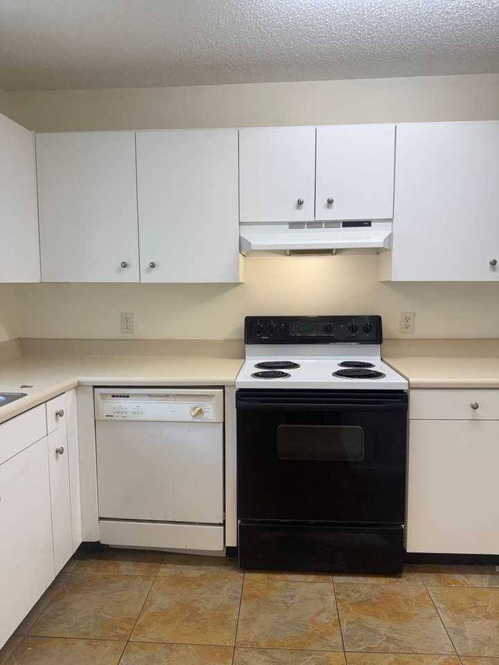 151 Winter Chase Ln - Photo 3 of 17