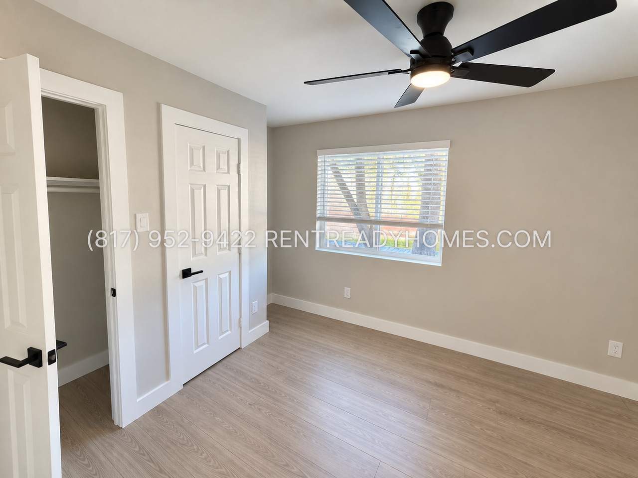 12300 Brookglade Cir - Photo 3 of 8