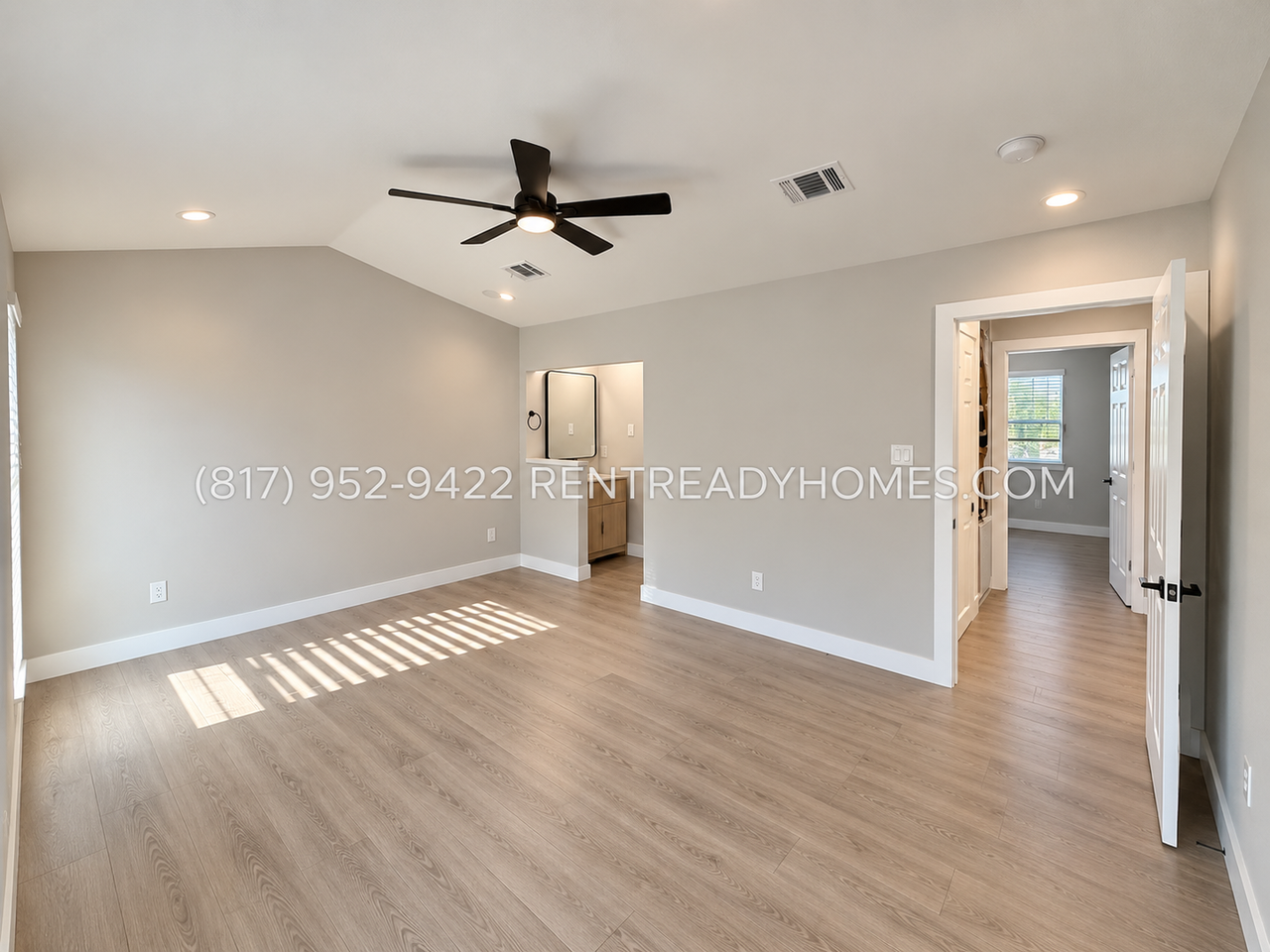 12300 Brookglade Cir - Photo 4 of 8