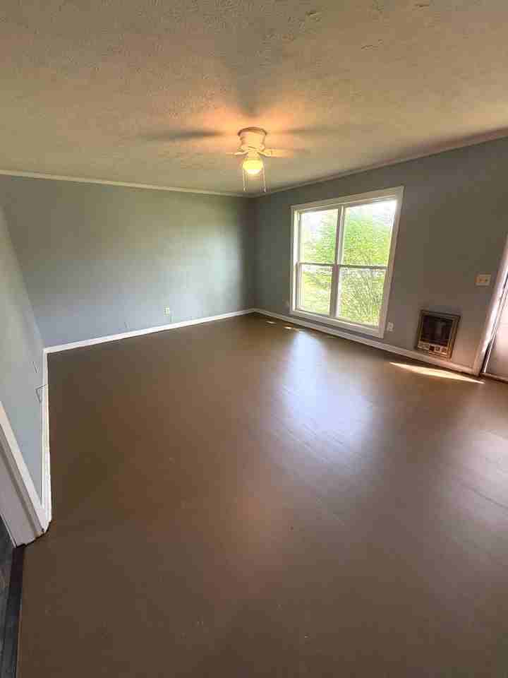 2848 Edmonton Rd - Photo 2 of 9