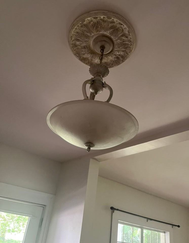 123 Pond Dr - Photo 3 of 19