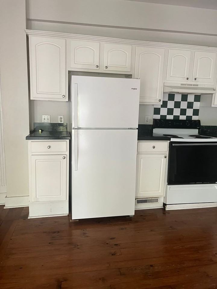 123 Pond Dr - Photo 7 of 19