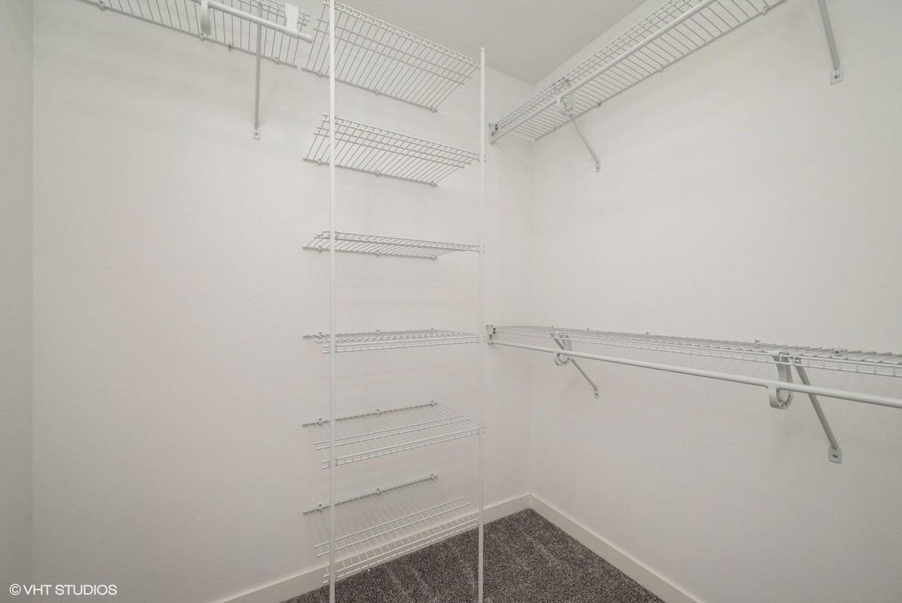 Rookwood Commons 2815 - Photo 5 of 27