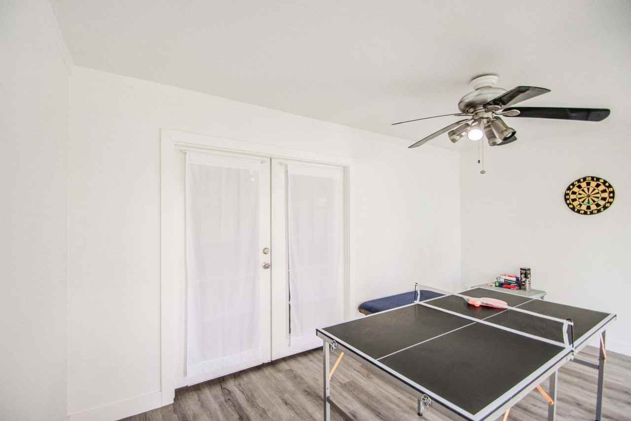 5010 5010 W Monte Cristo Ave - 5010 W Monte Cristo Ave - Photo 2 of 48