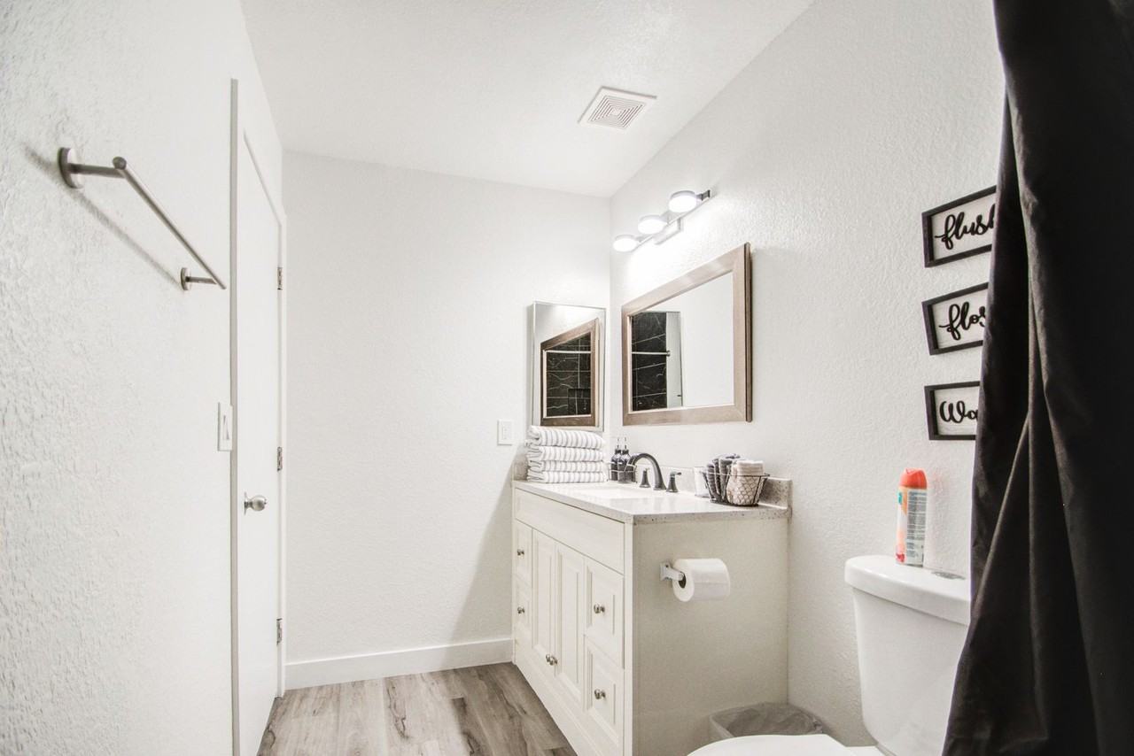 5010 5010 W Monte Cristo Ave - 5010 W Monte Cristo Ave - Photo 5 of 48