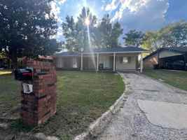 featured image of 3502 Willow Ln