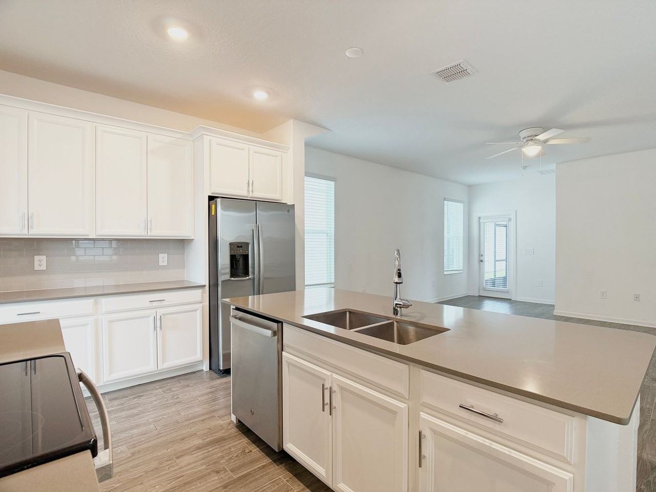 1652 Cross Prairie Pkwy - Photo 6 of 41