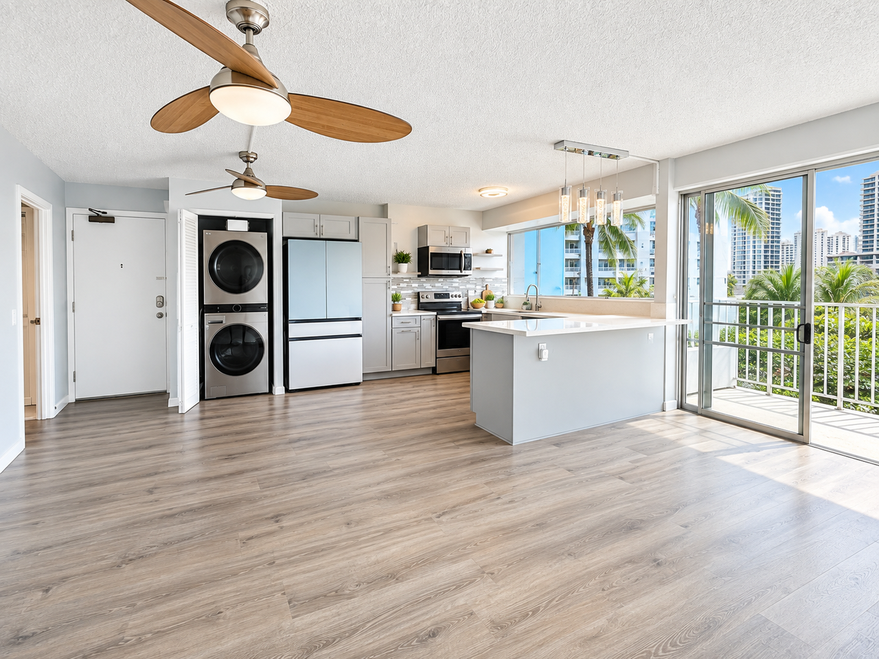 439 Keoniana St #503 - Photo 4 of 14