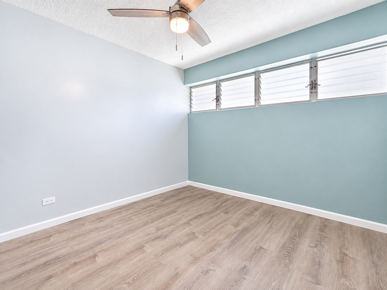 439 Keoniana St #503 - Photo 7 of 14