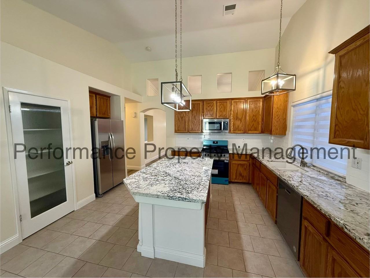 10720 Anacostia Way - Photo 4 of 23