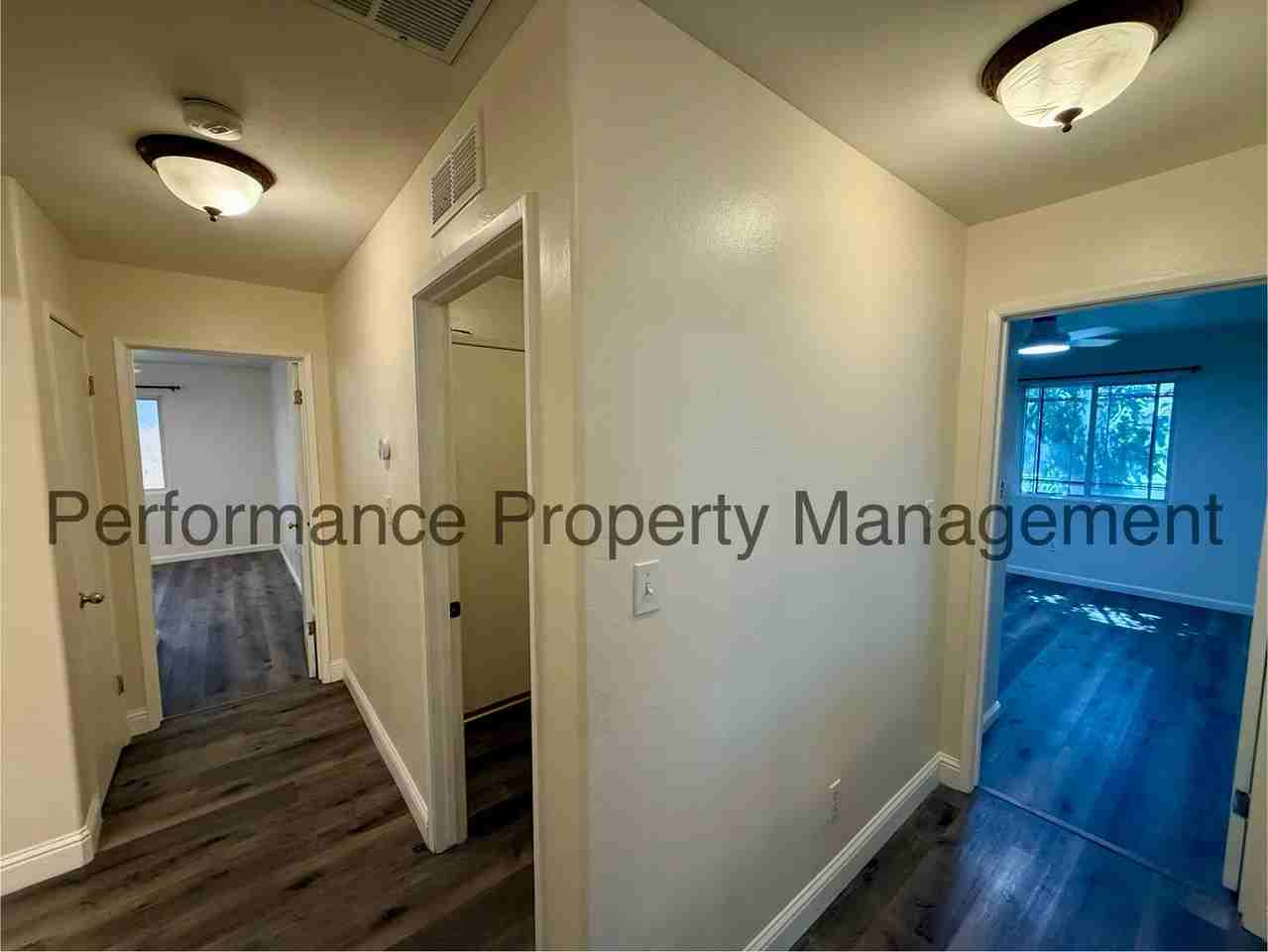 10720 Anacostia Way - Photo 6 of 23