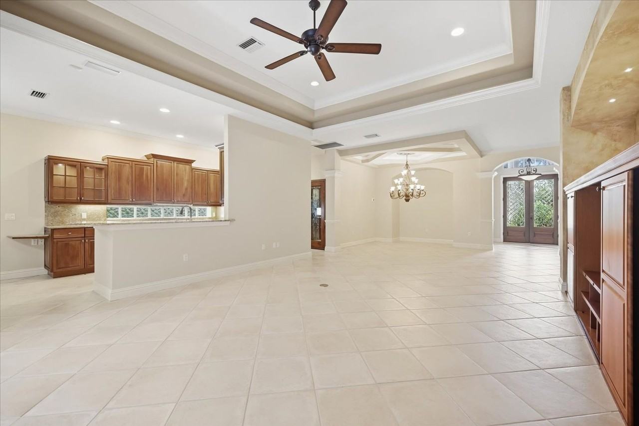124 Turquoise Ln - Photo 7 of 49