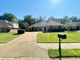 featured image of 185 Memory Ln