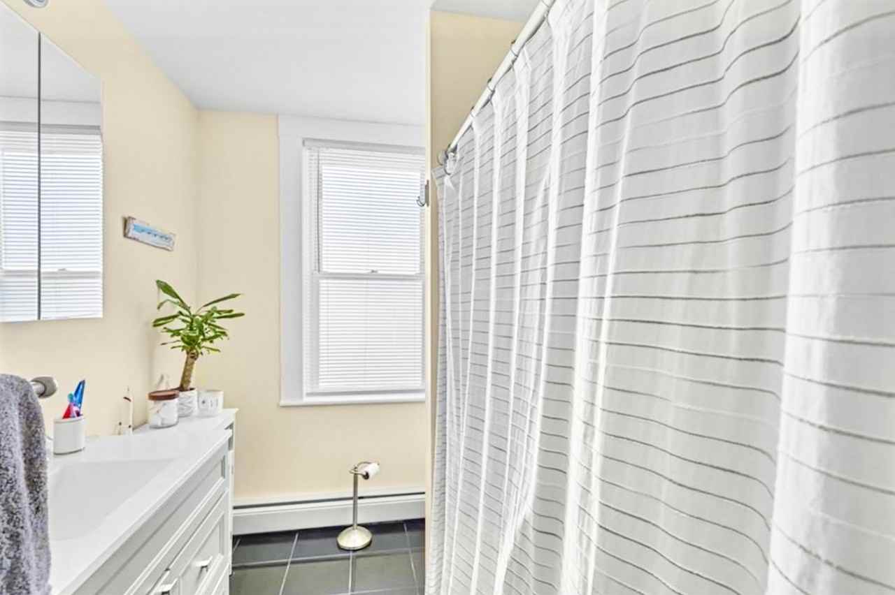 154 Peirce St - Photo 5 of 16