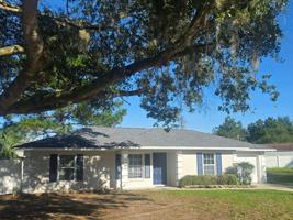 featured image of 7 Dogwood Ct